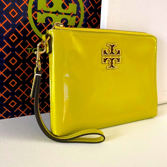 Tory Burch Wristlet Britten Large Zip Pouch - Picture 3 of 9